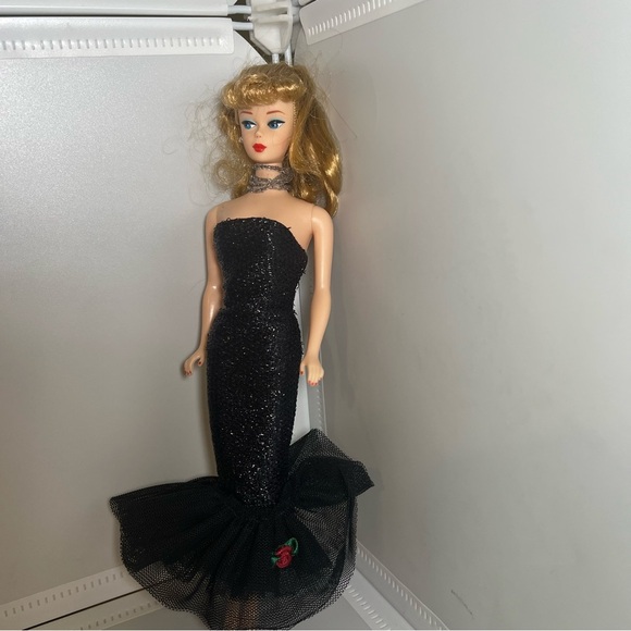 Barbie Doll Brunette 1958 Ponytail Reproduction 1993 Black Dress - Picture 10 of 10